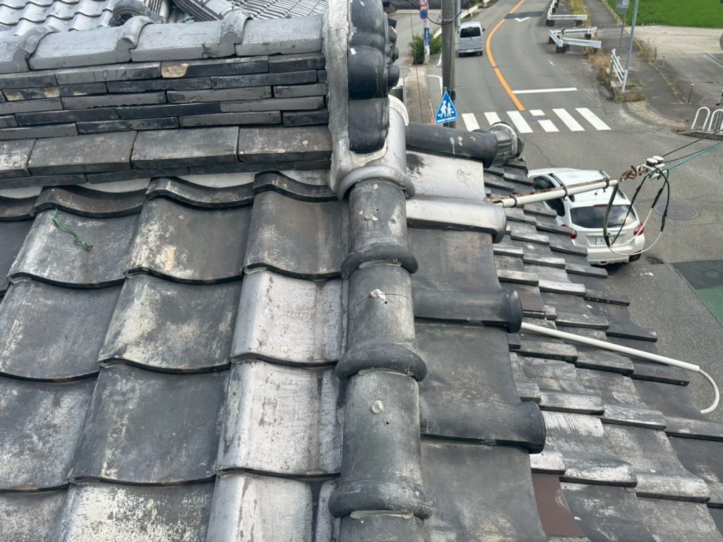 棟瓦まわりの全体状況